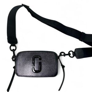 The Marc Jacobs Black Snapshot Camera Crossbody Bag NWOT